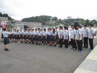 明日の君へを歌う合唱団